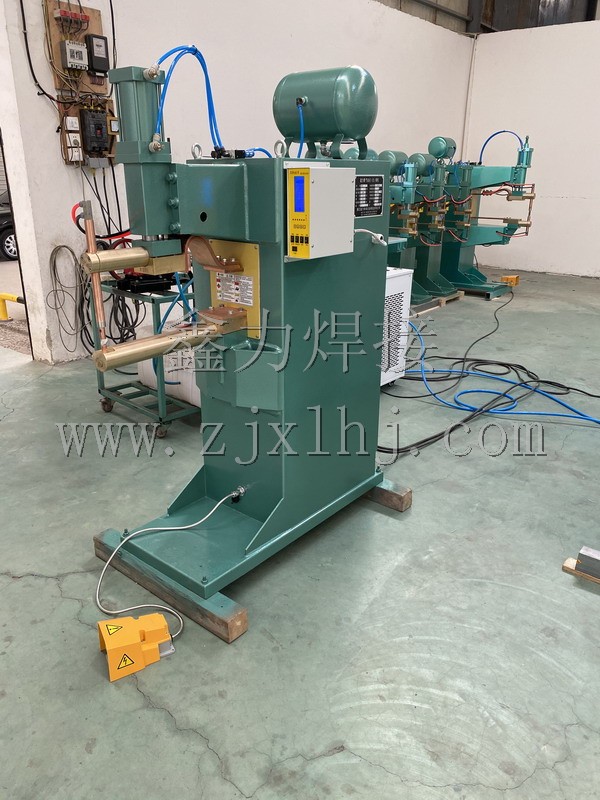 ���(d��ng)�����c(di��n)��͹�����C(j��)